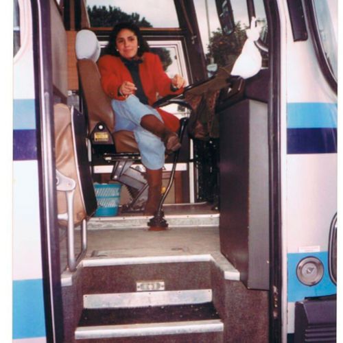 Acceso a bus con conductora