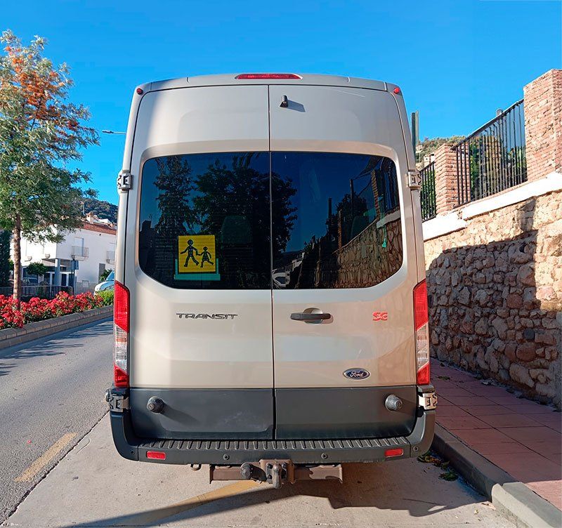 Alquiler de minibús con conductor